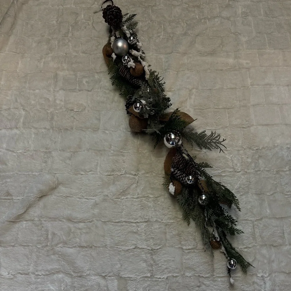 Valerie Parr Hill 48” Christmas Holiday Garland Swag dusted with faux sn…